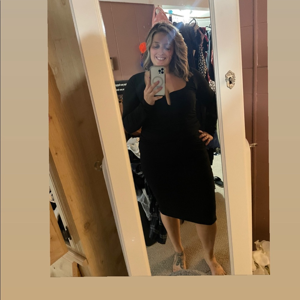 U ring midi dress -black